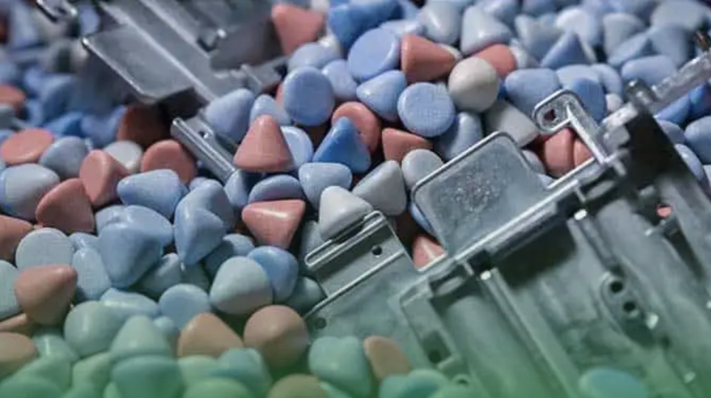 Smooths edges and surfaces through abrasive media in a tumbling machine, great for deburring and polishing